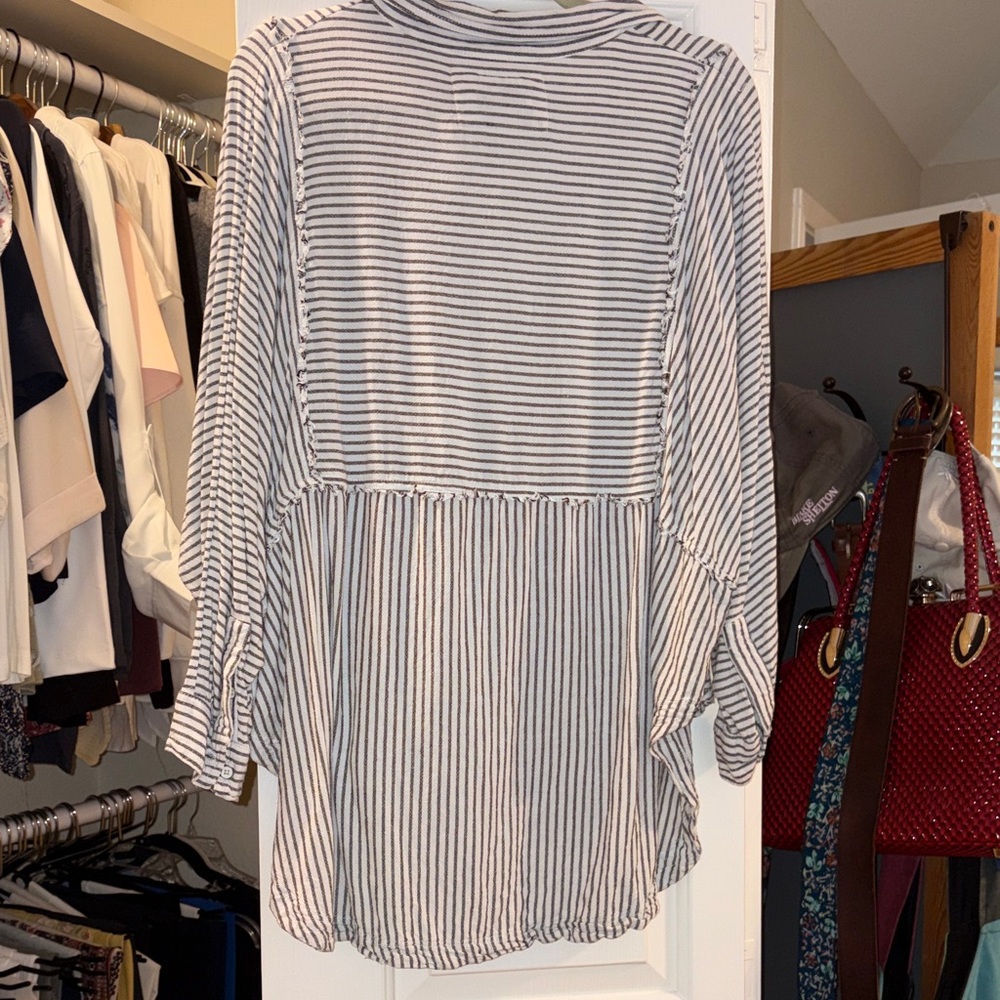 “WE THE FREE”Black and White Striped Baggy Blouse - Picture 11 of 16